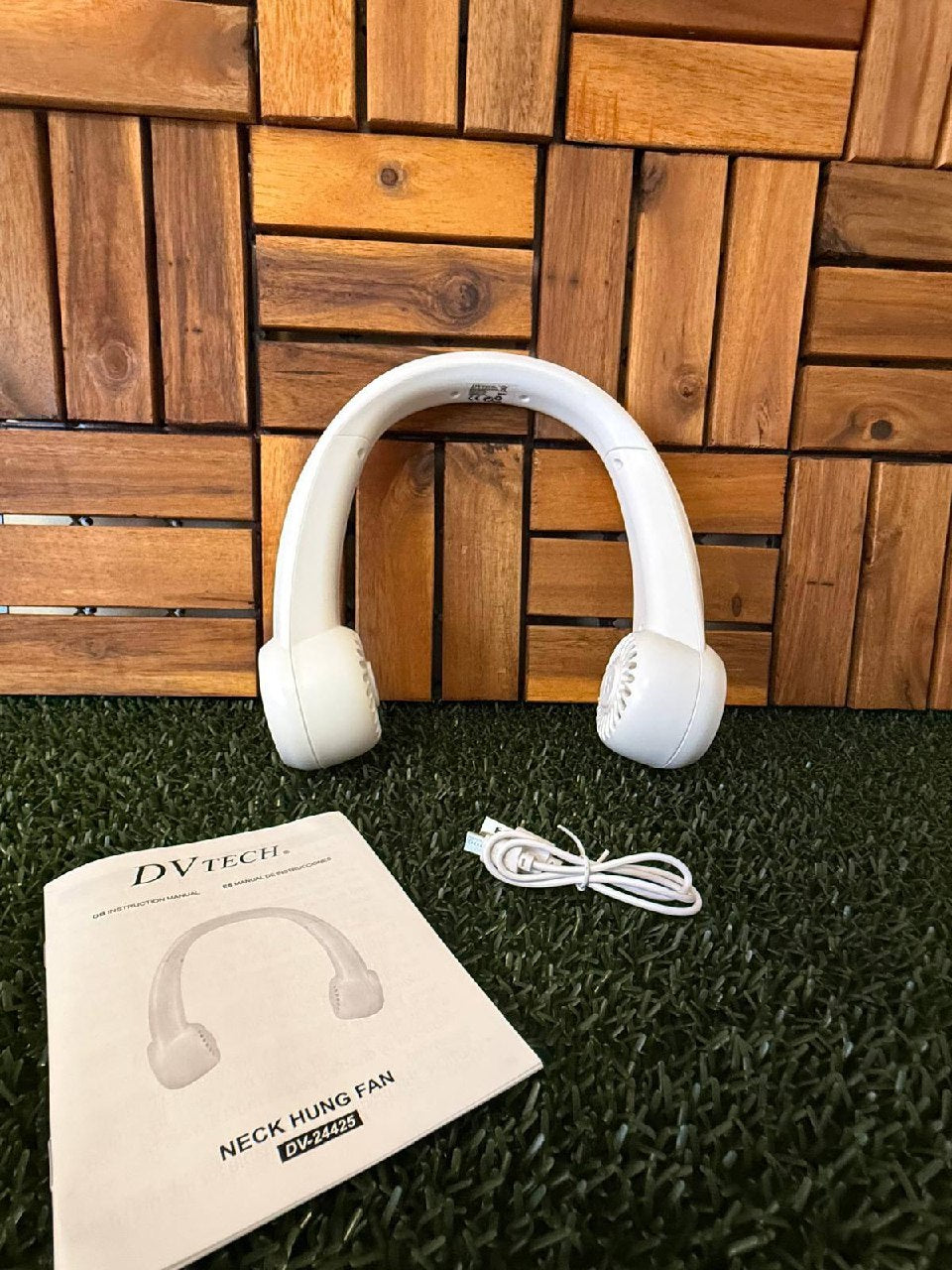 Ventilador de cuello DVtech con cable USB